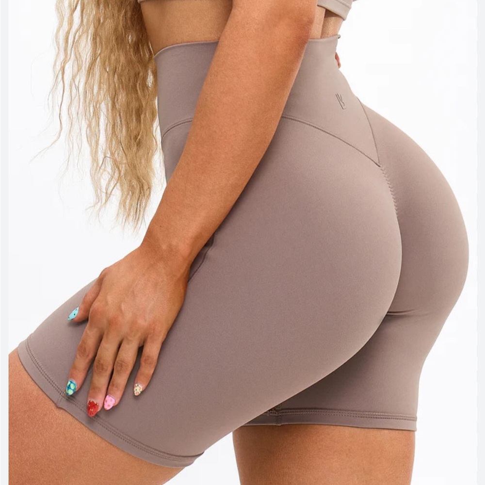 BuffBunny Aggressive Scrunch Shorts